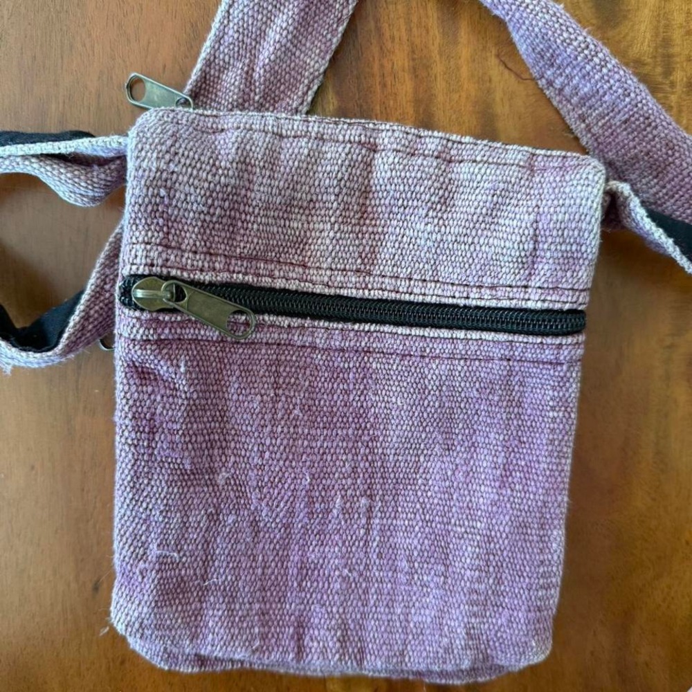 Purple and black 100% hemp crossbody bag - Picture 2 of 4